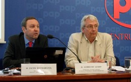 Freundlich–desinteressiert oder wie Russland Polen und Deutsche wahrnimmt